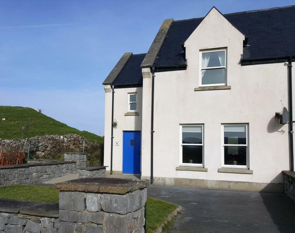 Doolin Court Villa Buitenkant foto